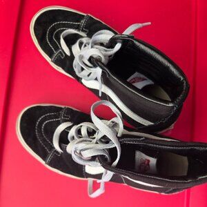 Mens's Vans Shoes: Black Size 8.5